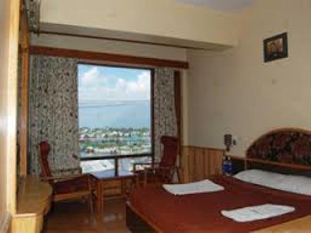 Hotel Imperial Lake View Srīnagar Екстериор снимка