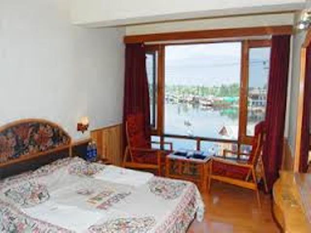 Hotel Imperial Lake View Srīnagar Екстериор снимка